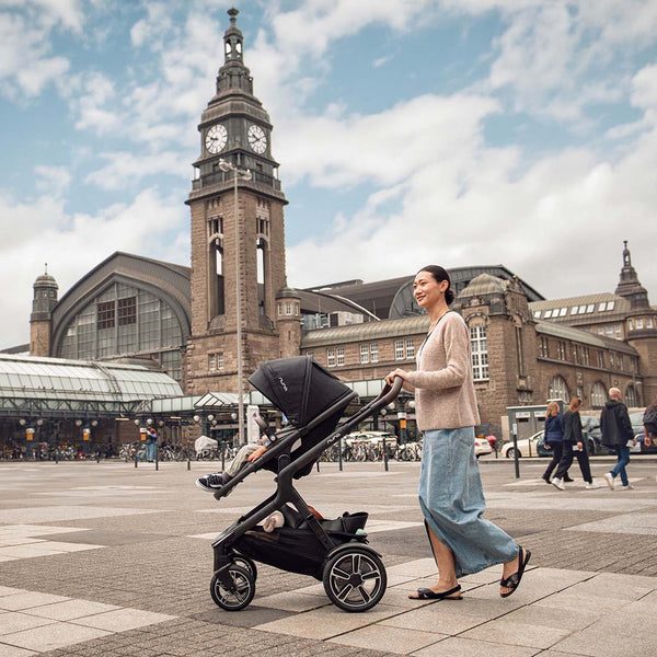 Nuna Demi™ Next mit Rider Board Chestnut (2026)