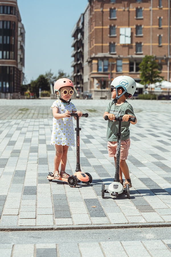 Scoot&Ride Highwaykick 3 LED Peach