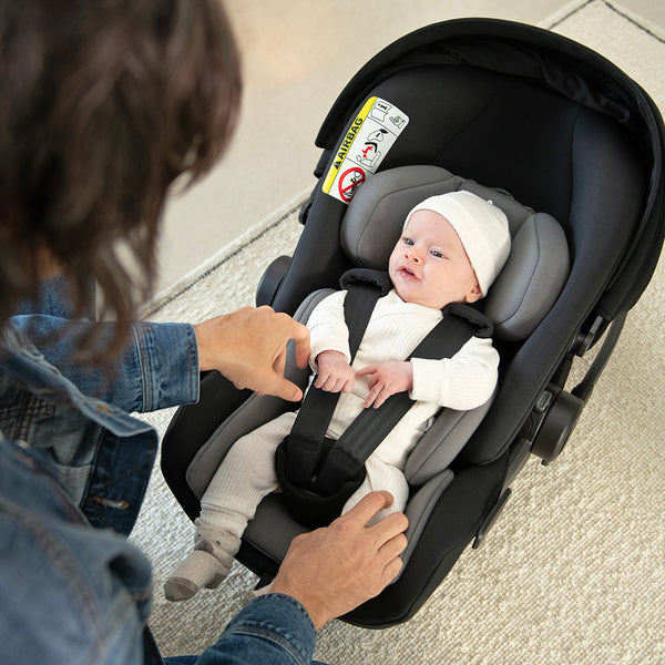 Nuna Arra™ Flex Cosmopolitan