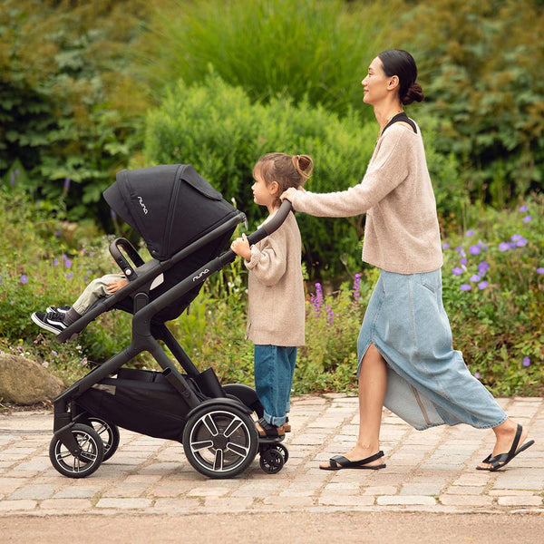 Nuna Demi™ Next Pistachio (2026) 8in1 Set