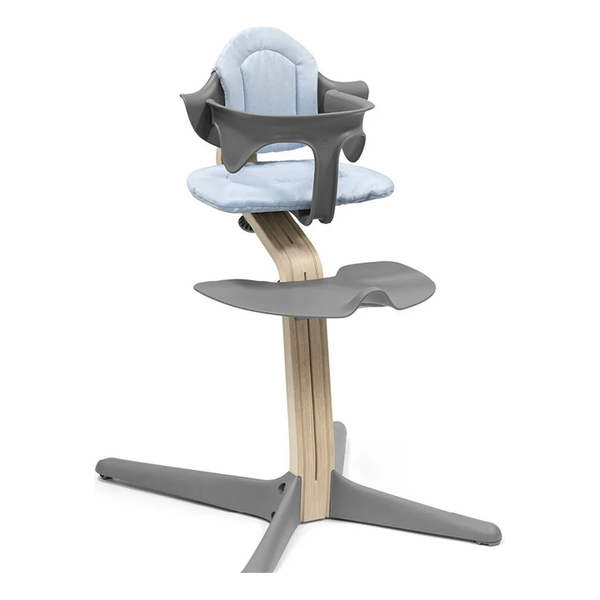 Stokke® Nomi® Stuhl Natural / Grey + Babyset gratis