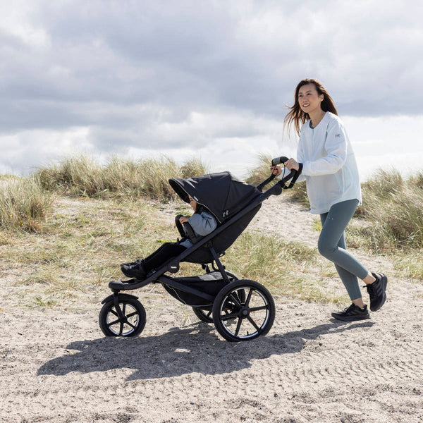 Thule Urban Glide 3 Black + Carry Cot